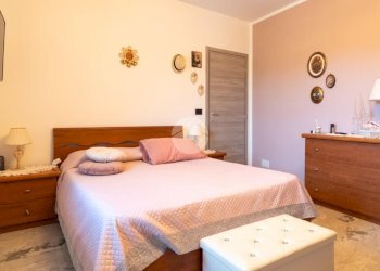 Semi-detached house Via statale, Chivasso - photo 23