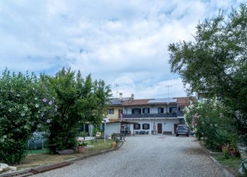 Semi-detached house Via statale, Chivasso - photo 37