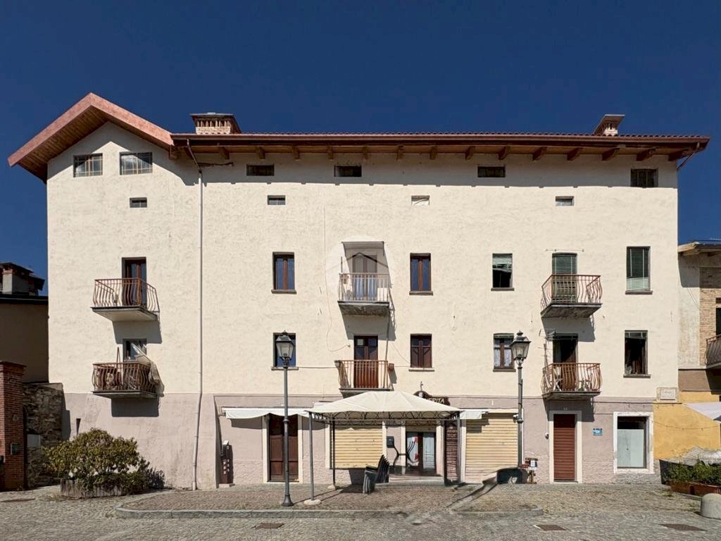 Three-room apartment Via romualdo palberti, Lanzo Torinese - photo 1