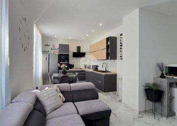 Appartamento Piazza Montelungo, Venaria Reale - foto 1
