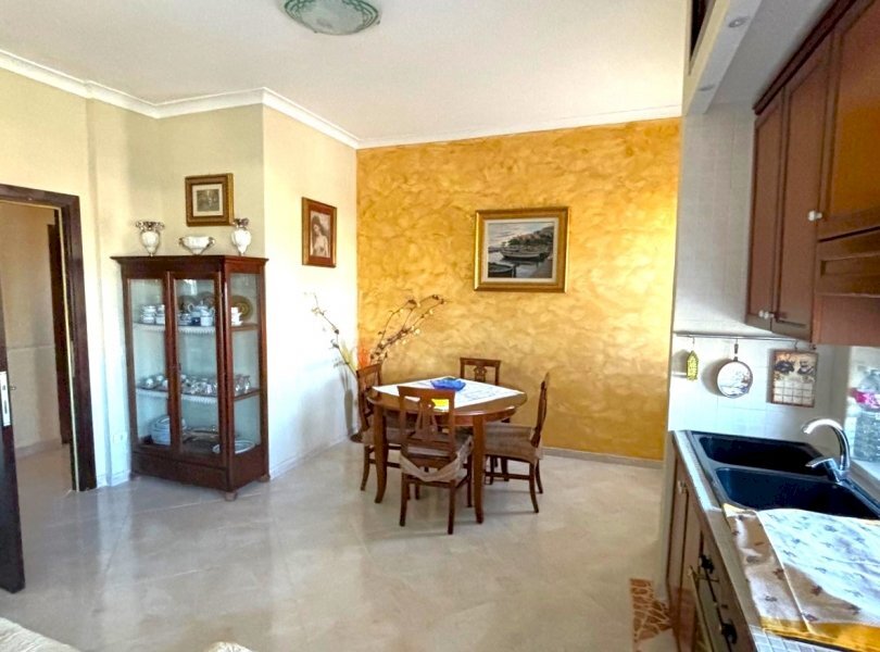 Independent house Mondragone - photo 2