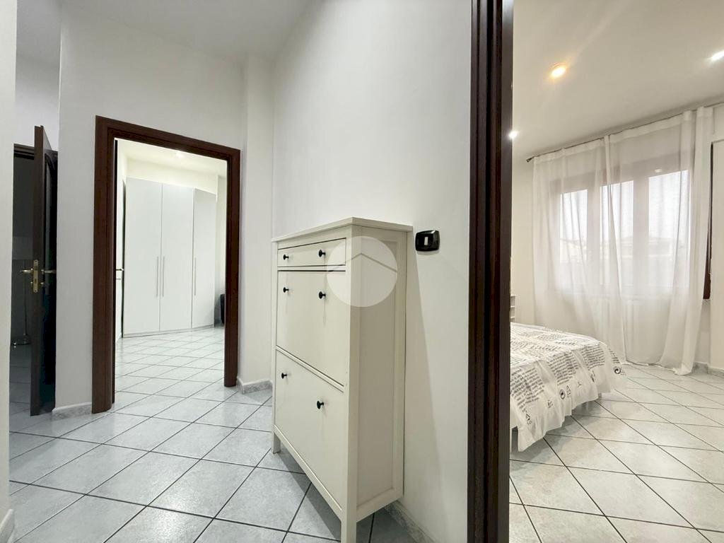 Three-room apartment Via Cristoforo Colombo, Grugliasco - photo 1