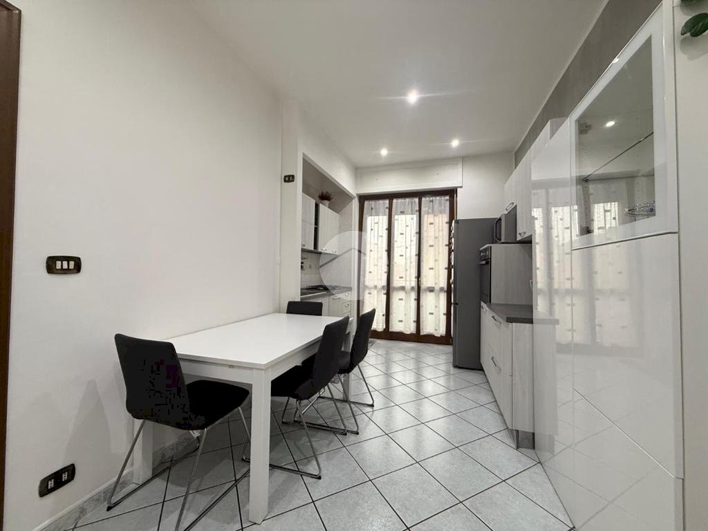 Three-room apartment Via Cristoforo Colombo, Grugliasco - photo 3