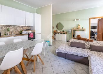 Apartment Via San Giovanni Bosco, Ivrea - photo 1