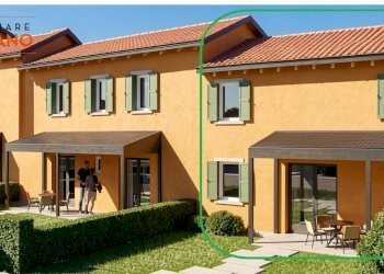 Foto 1 - Villa a Schiera Via Trieste
 
21, San Canzian d'Isonzo - foto 1