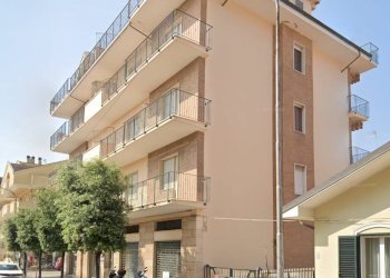 Foto 3 - Locale Commerciale Giulianova - foto 3
