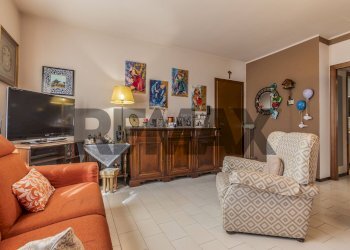 Soggiorno - Quadrilocale VIA MAZZINI
 
10, Pogliano Milanese - foto 5