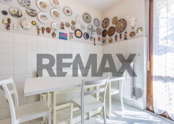 Sala da pranzo - Quadrilocale VIA MAZZINI
 
10, Pogliano Milanese - foto 11