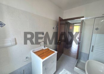 Bagno - Bilocale Via Vena
 
60, Stradella - foto 15