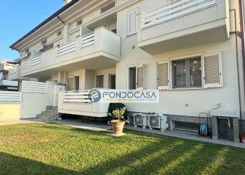 Esterno - Trilocale Viale giovanni da verrazzano, Carrara - foto 35