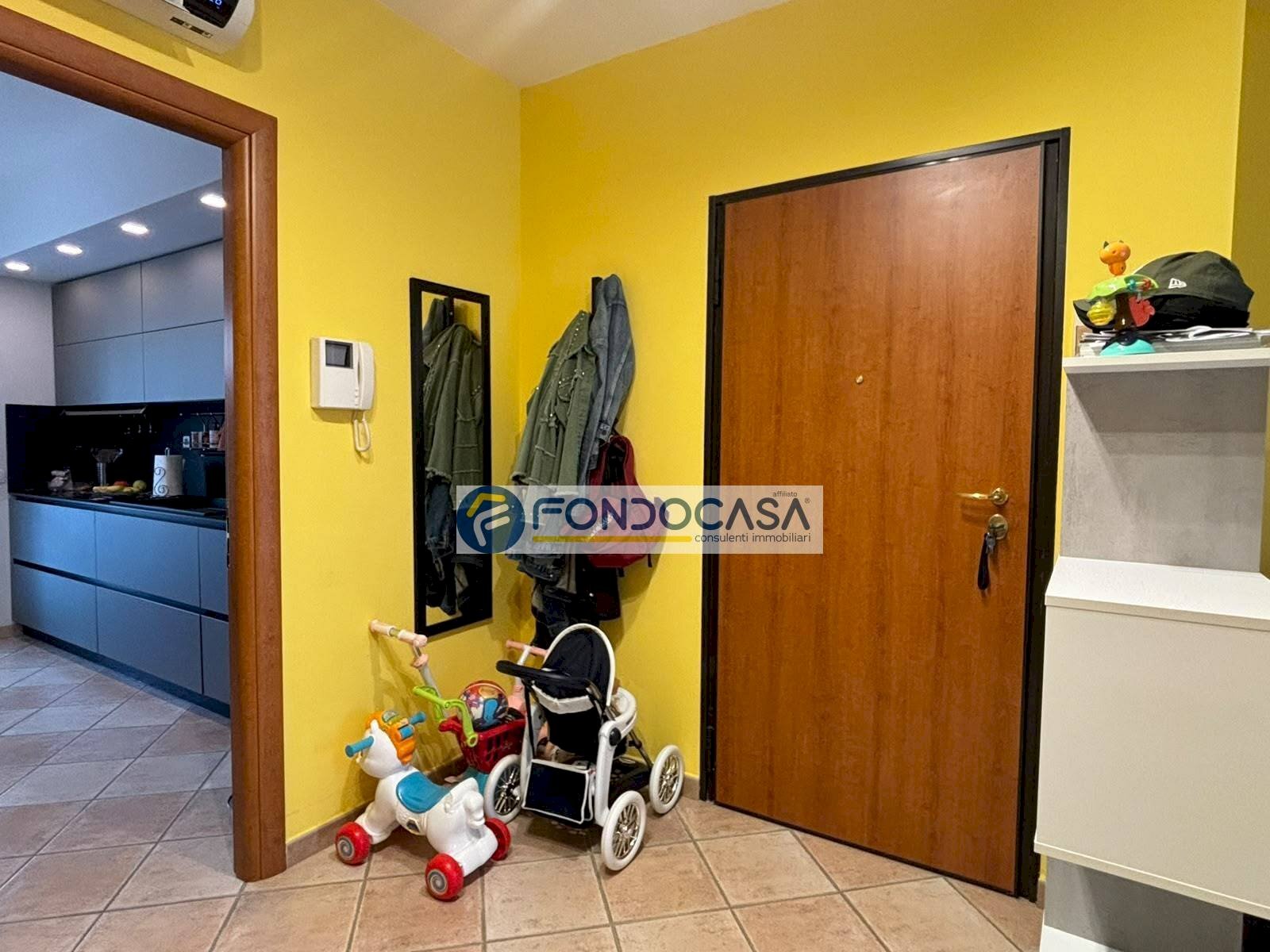 Ingresso - Trilocale Via cavour, Carrara - foto 2