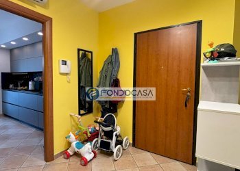 Ingresso - Trilocale Via cavour, Carrara - foto 2