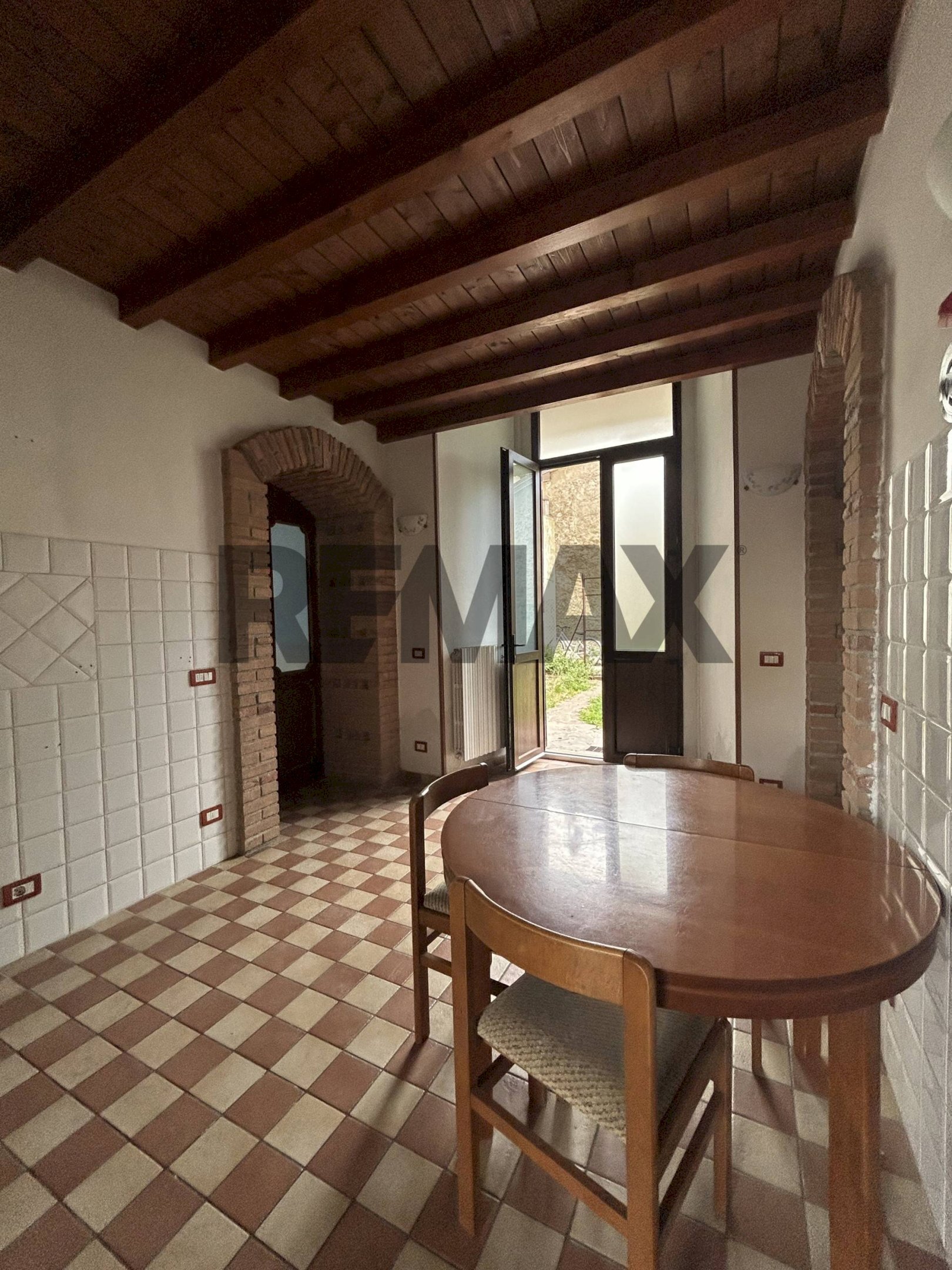 Sala da pranzo - Trilocale via della meridiana
 
4, Robbiate - foto 1