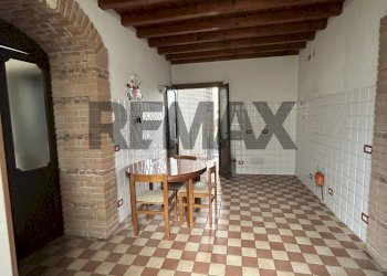 Sala da pranzo - Trilocale via della meridiana
 
4, Robbiate - foto 16