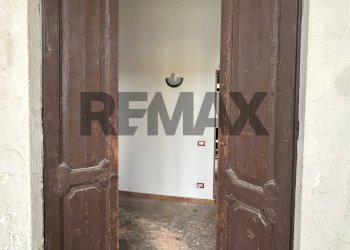 Hall / corridoio - Trilocale via della meridiana
 
4, Robbiate - foto 32