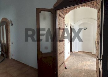 Hall / corridoio - Trilocale via della meridiana
 
4, Robbiate - foto 34