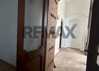 Hall / corridoio - Trilocale via della meridiana
 
4, Robbiate - foto 38