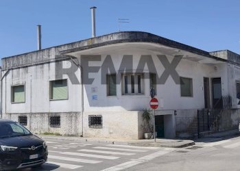 Edificio all\'aperto - Casa indipendente Via Roma angolo Via Risorgimento
21, Erchie - foto 4