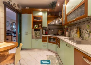 Cucina - Villa a Schiera via Monte Leone, 27, Dormelletto - foto 8