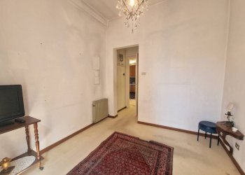 Camera da letto - Bilocale via Giuseppe Majorana, 27, Genova (zona Quarto) - foto 21