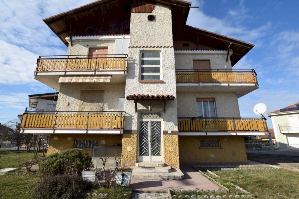 Facciata - Appartamento via Cuneo, 12, Morozzo - foto 1