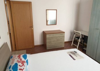 Camera da letto - Quadrilocale via Mantova, 5/1, Parma (zona San Lazzaro) - foto 4