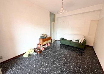 Soggiorno - Appartamento via Ingegner Gian Giacomo Ponti, Arona - foto 3