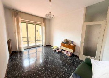Soggiorno - Appartamento via Ingegner Gian Giacomo Ponti, Arona - foto 4