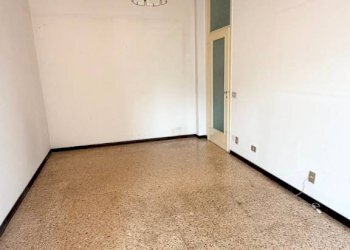 Camera da letto - Appartamento via Ingegner Gian Giacomo Ponti, Arona - foto 27