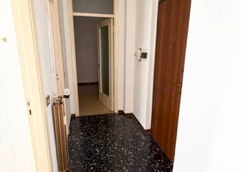 Corridoio - Appartamento via Ingegner Gian Giacomo Ponti, Arona - foto 32