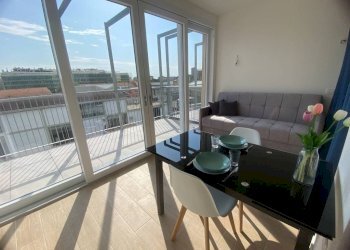 Veranda - Attic via Don Bartolomeo Grazioli, 57, Milano (neighborhood Affori) - photo 2