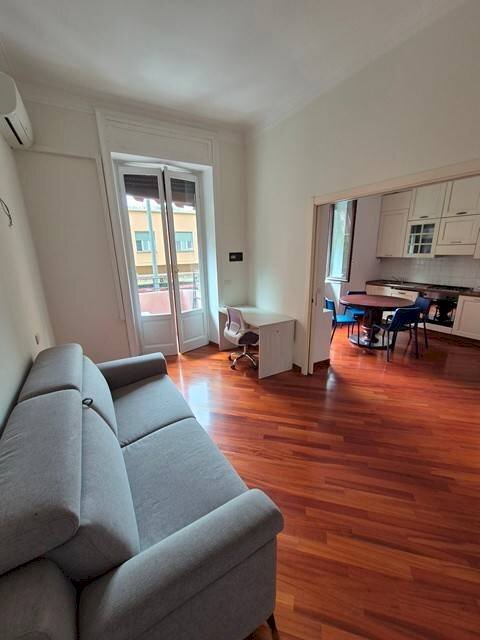 Camera da letto - Appartamento via Vespri Siciliani, 4, Milano (zona Giambellino) - foto 3