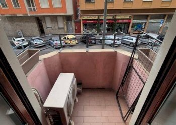 Balcone - Appartamento via Vespri Siciliani, 4, Milano (zona Giambellino) - foto 5