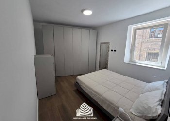 Camera da letto - Two-room apartment via Pierino Belli, 27, Alba - photo 9