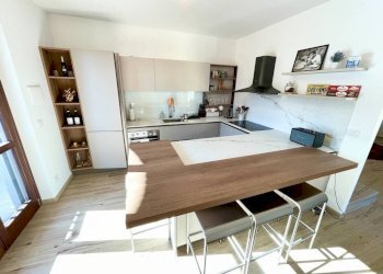 Cucina - Villa a Schiera via Roddino, 20, Monforte d'Alba - foto 6