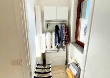 Cabina armadio - Villa a Schiera via Roddino, 20, Monforte d'Alba - foto 24