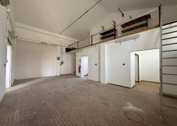 Magazzino - Magazzino via Facini, 1, Gemona del Friuli - foto 1