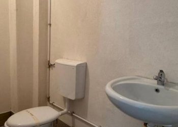 Bagno - Magazzino via Facini, 1, Gemona del Friuli - foto 6