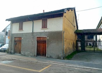 Facciata - Casa indipendente via Camillo Benso di Cavour, 53, Rosate - foto 4
