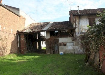 Giardino - Casa indipendente via Camillo Benso di Cavour, 53, Rosate - foto 7