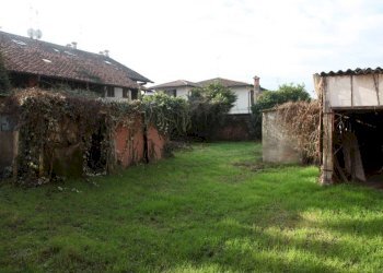 Giardino - Casa indipendente via Camillo Benso di Cavour, 55, Rosate - foto 3