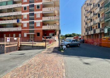 Facciata - Box via Sergio Falletti, 44, Biella - photo 1