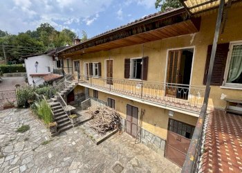 Facciata - Villa strada Comba, 4, Bricherasio - foto 24