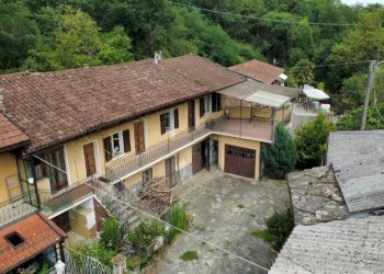 Facciata - Villa strada Comba, 4, Bricherasio - foto 30