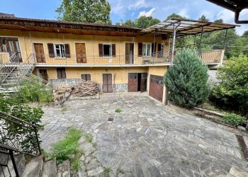 Facciata - Villa strada Comba, 4, Bricherasio - foto 34