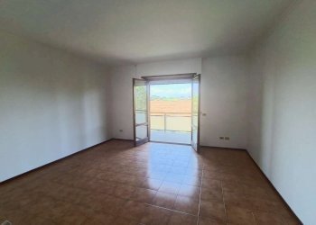Camera da letto 6. - Bilocale viale Alessandro Ruspoli, Roma - foto 19