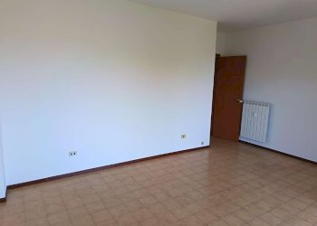 Camera da letto 12. - Bilocale viale Alessandro Ruspoli, Roma - foto 25