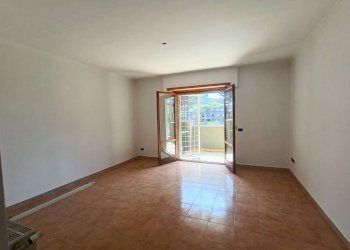 Camera da letto 5. - Bilocale via Alessandro Ruspoli, Roma (zona Acilia) - foto 12