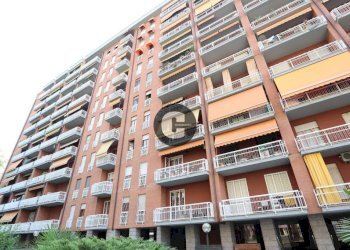 Facciata - Appartamento Lungo Dora Voghera, 108, Torino (zona Vanchiglietta) - foto 4
