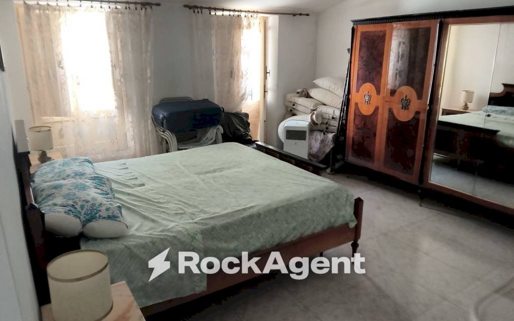 Camera da letto - Casa indipendente vico Filiberto, Gioiosa Ionica - foto 2